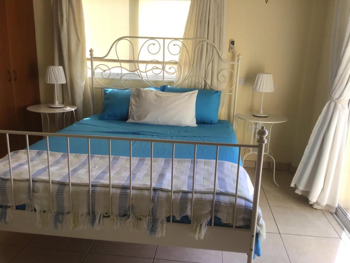 Carolyn Villa Is A Luxury 4-Bedroom Villa With Private Pool In アヤナパ エクステリア 写真